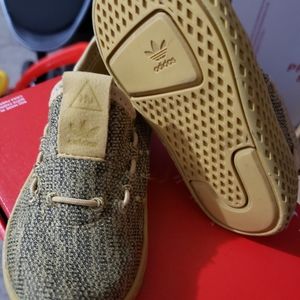 Adidas toddler sneakers